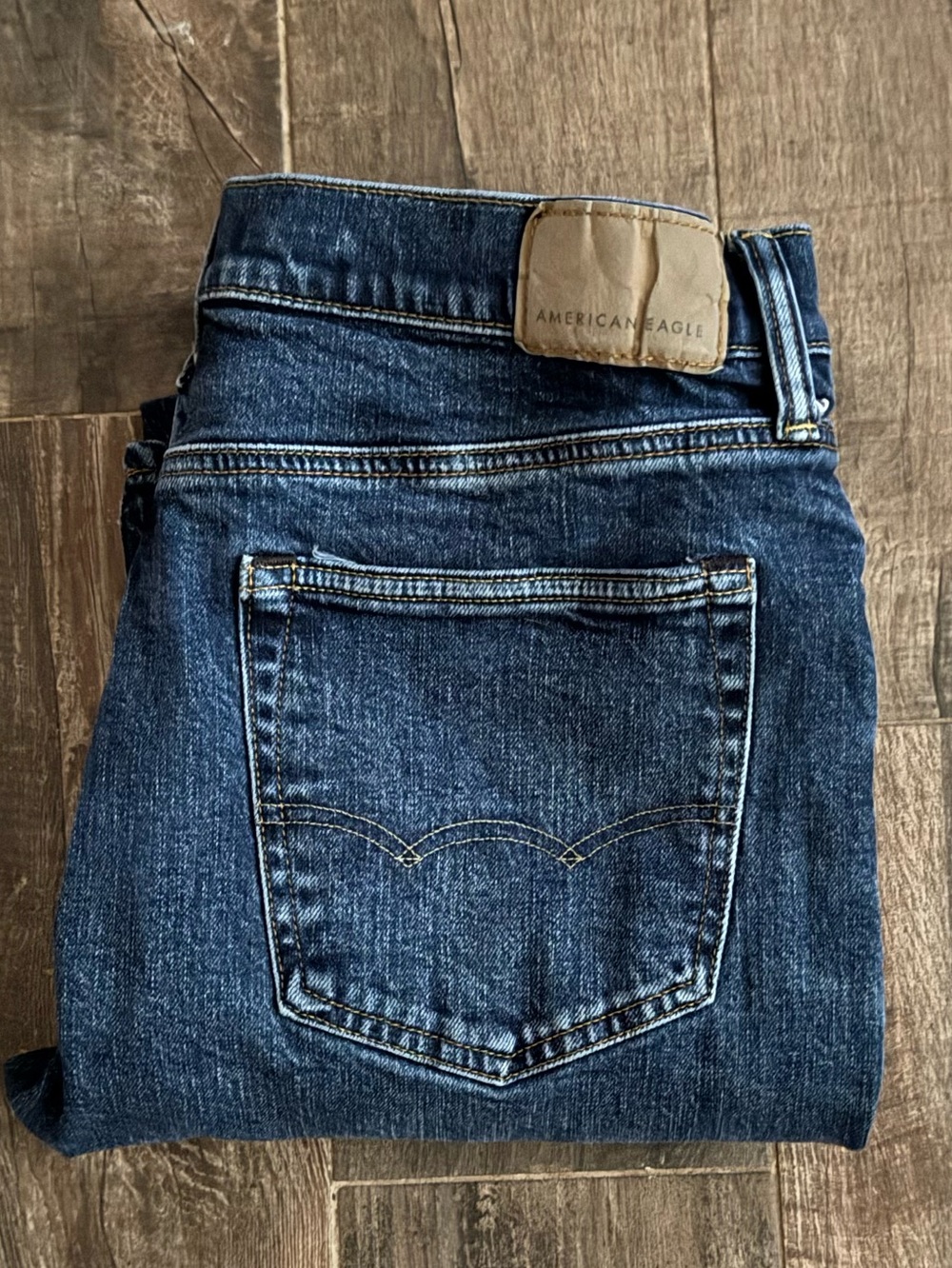 American Eagle Classic Dark Blue Jeans